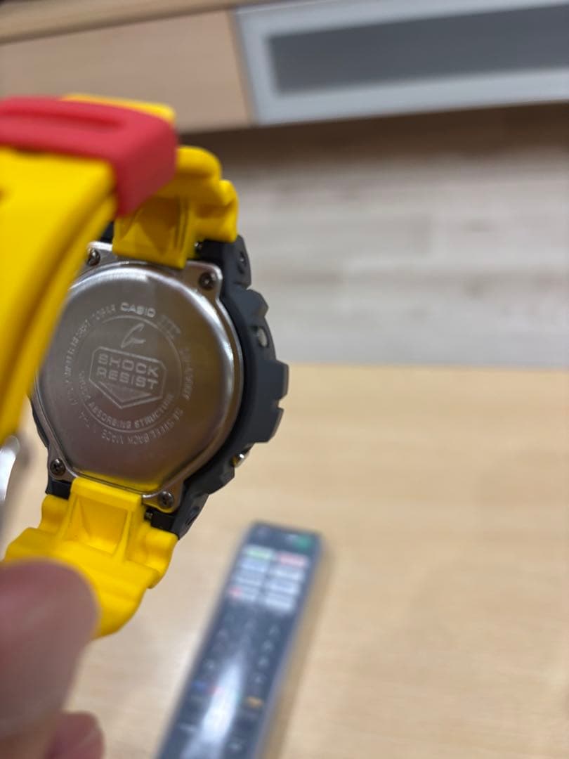 Gショック　 DW-6900Y-9JF 大人気のジェイソンカラー