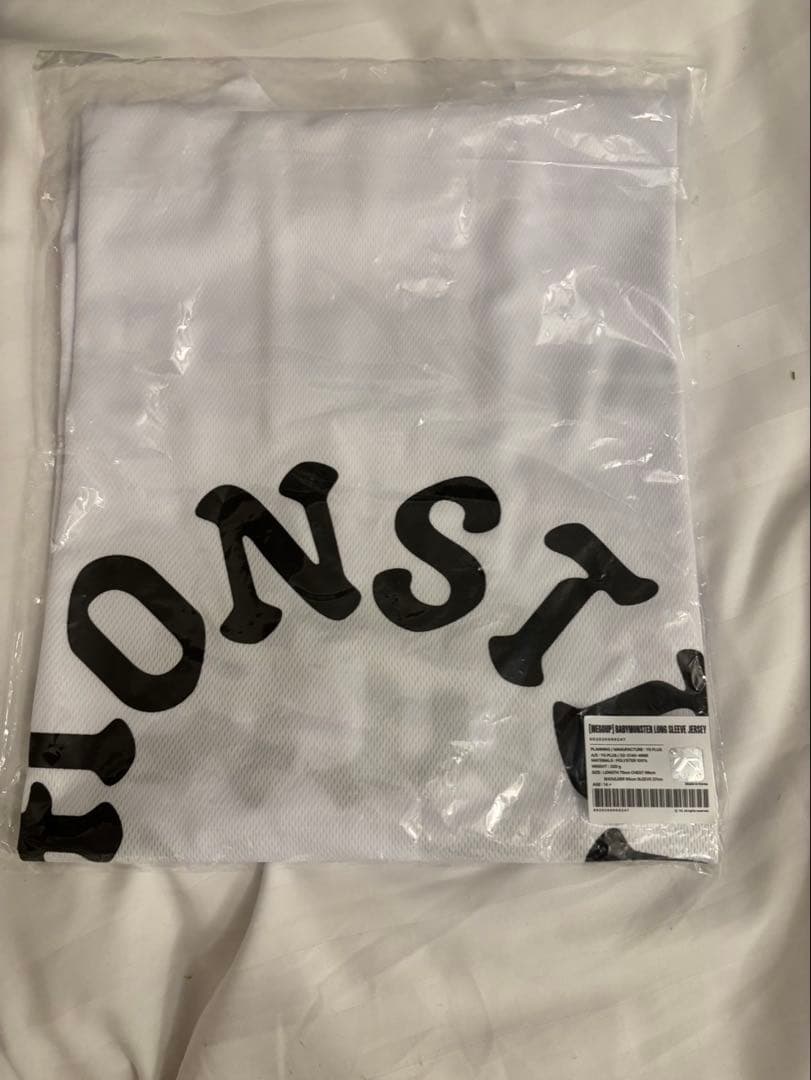 BABYMONSTER WE GO UP アパレル　新品未開封