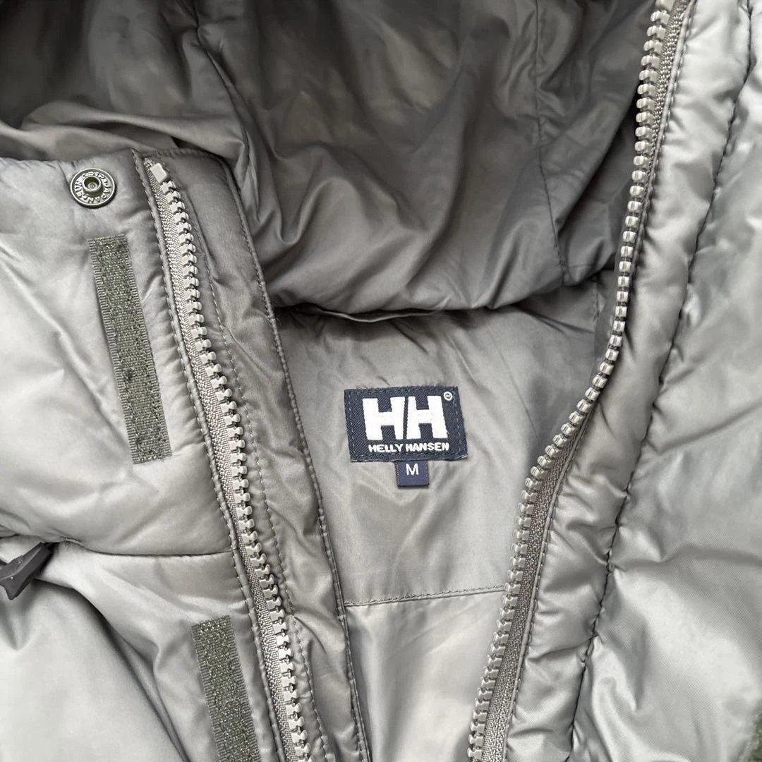 HELLY HANSEN アウター　ダウン　Mサイズ