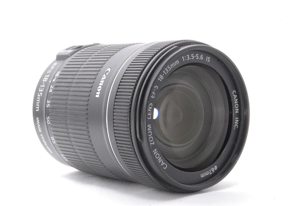 極美品⭐️EF-S18-135mm F3.5-5.6 IS ⭐️手ぶれ補正