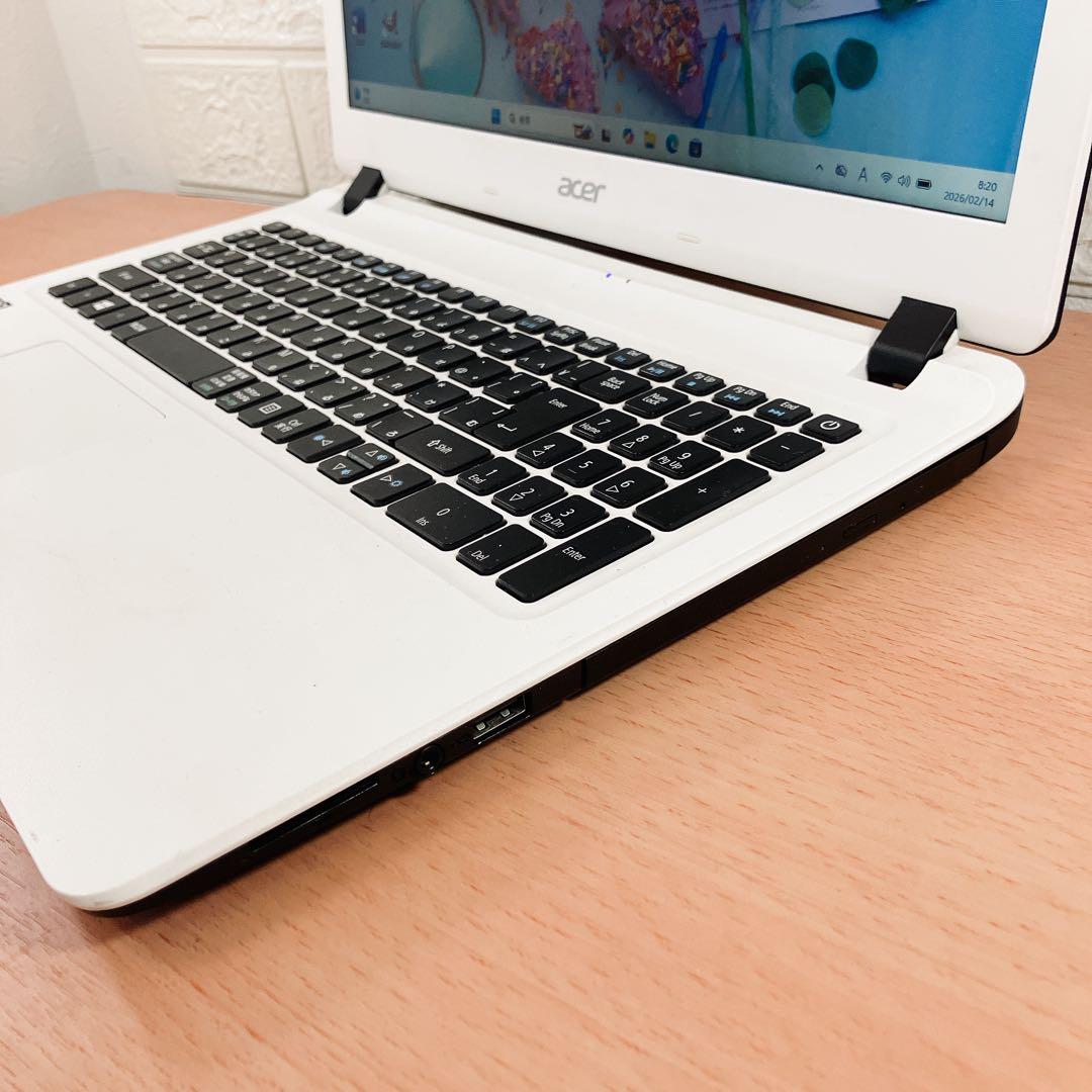 Windows11✨メモリ8GBでサクサク☘️カメラ付すぐ使えるノートパソコン