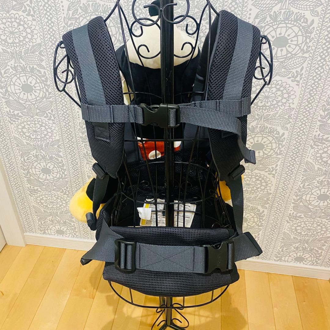 早い者勝ち！　アップリカ　抱っこ紐 ラクリス ダークグレー　展示未使用品