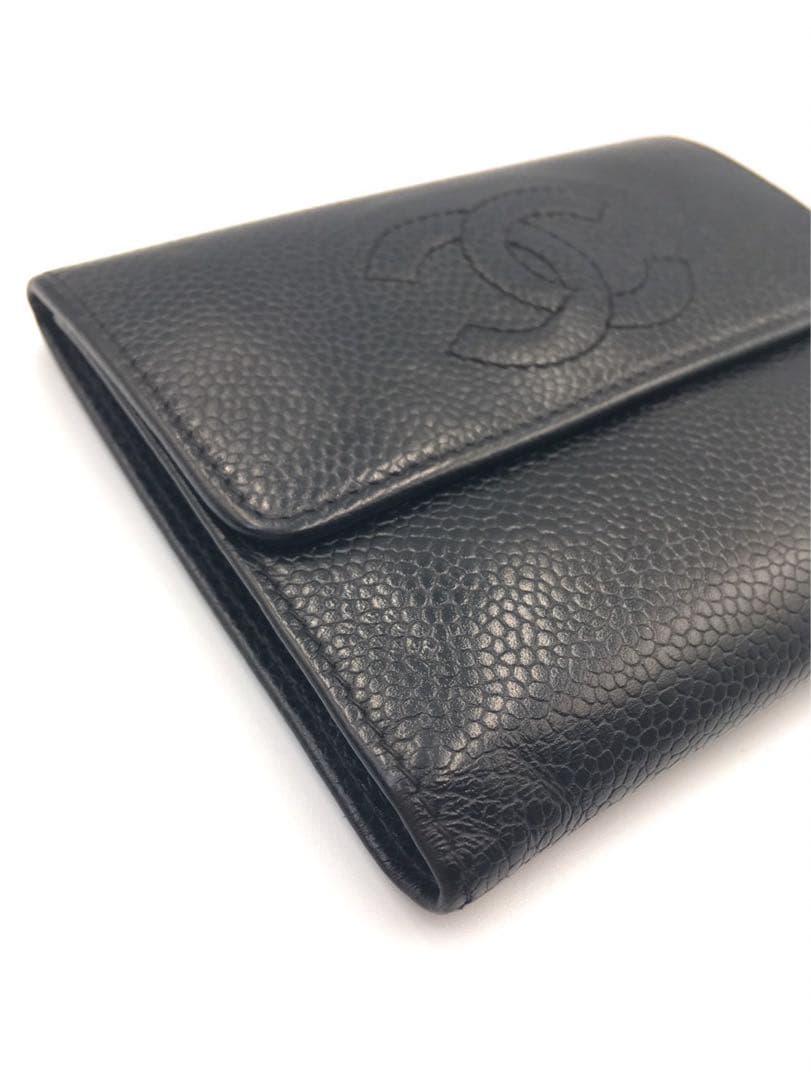 シャネル　キャビアスキン　財布