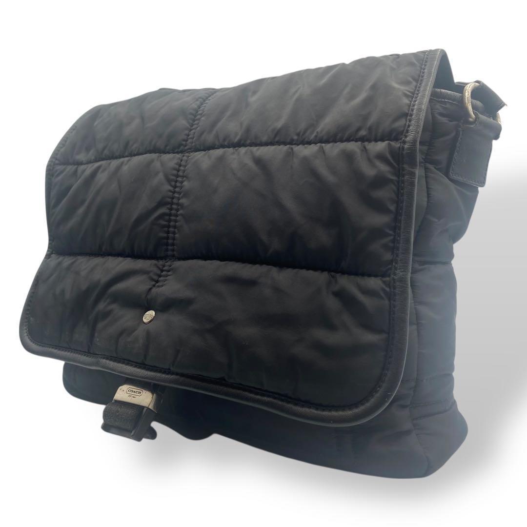 美品 COACH コーチ ショルダーバッグ キルテッドメッセンジャー ブラック