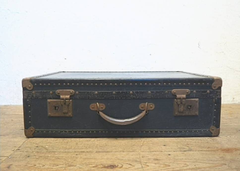 1037 ヴィンテージ　トランク　バック　カバン　収納ケース　オブジェ　レトロ