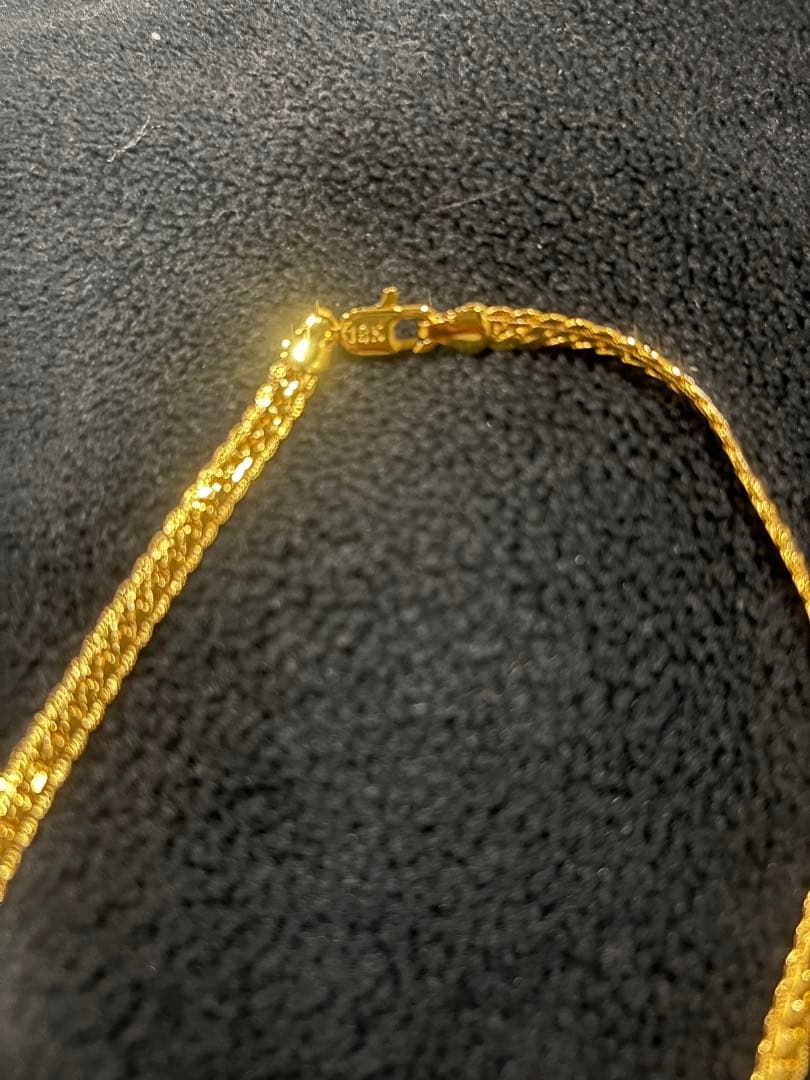 ゴールドカラー　ネックレス