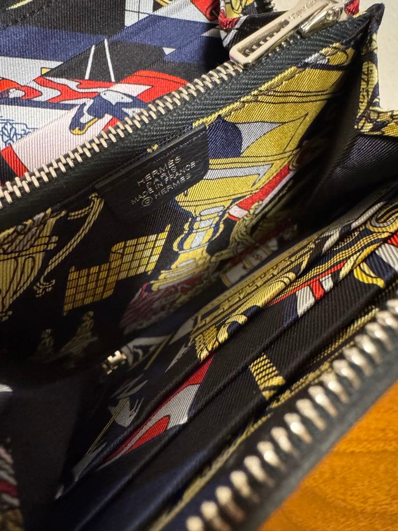 エルメス　シルクインコンパクト　キャバン　ノアール