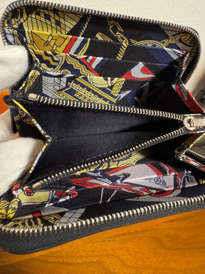 エルメス　シルクインコンパクト　キャバン　ノアール