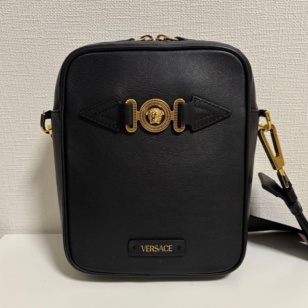 VERSACE⭐︎メデューサビギーメッセンジャーバッグ
