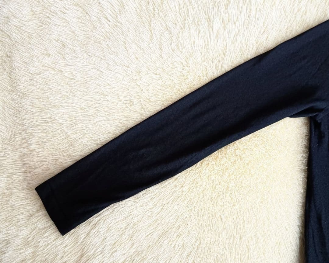 ミナペルホネン　アンゴラ100％ニット　黒