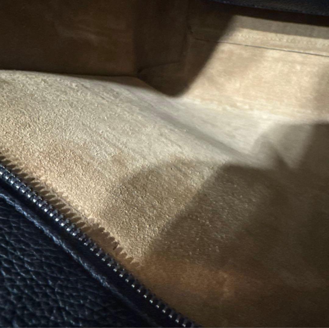 【美品】ロエベ　バックルジッパートート 黒 バッグチャーム付