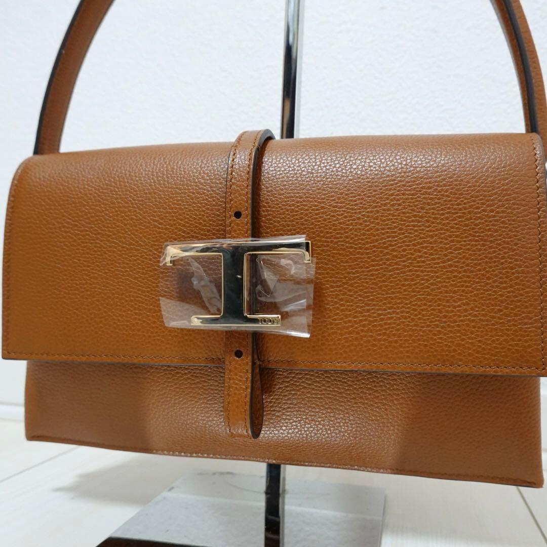 トッズ　T タイムレス　レザー　フラップ　ハンドバッグ ミニ　2way