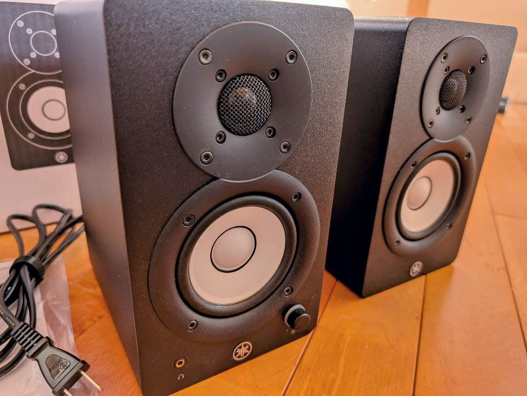 【美品】YAMAHA HS3 モニタースピーカー