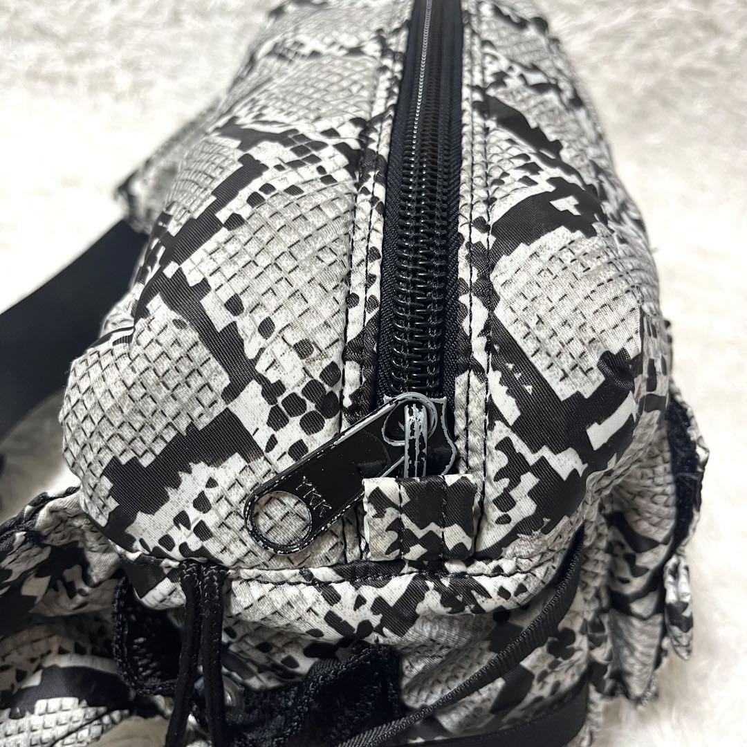 ✨美品✨廃盤品 HEAD PORTER ボディバッグ パイソン柄 ヘビ