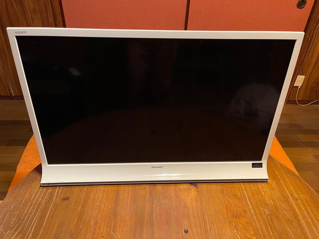 AQUOS 液晶テレビ ホワイトLC-40J9-W