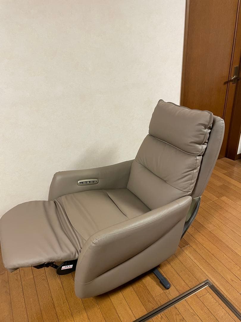 NITORI ニトリ 4モーター 電動リクライニングパーソナルチェア LE01