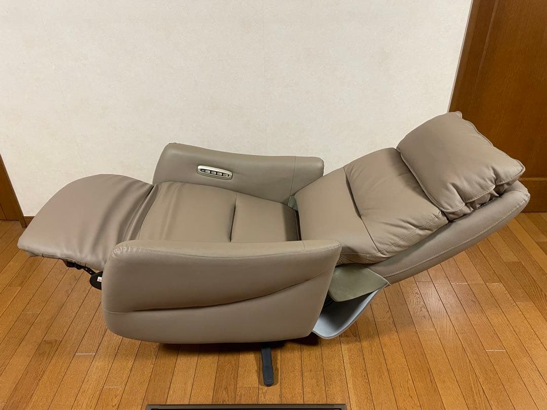 NITORI ニトリ 4モーター 電動リクライニングパーソナルチェア LE01