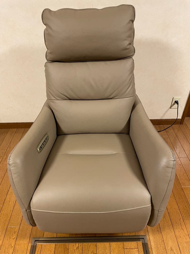 NITORI ニトリ 4モーター 電動リクライニングパーソナルチェア LE01
