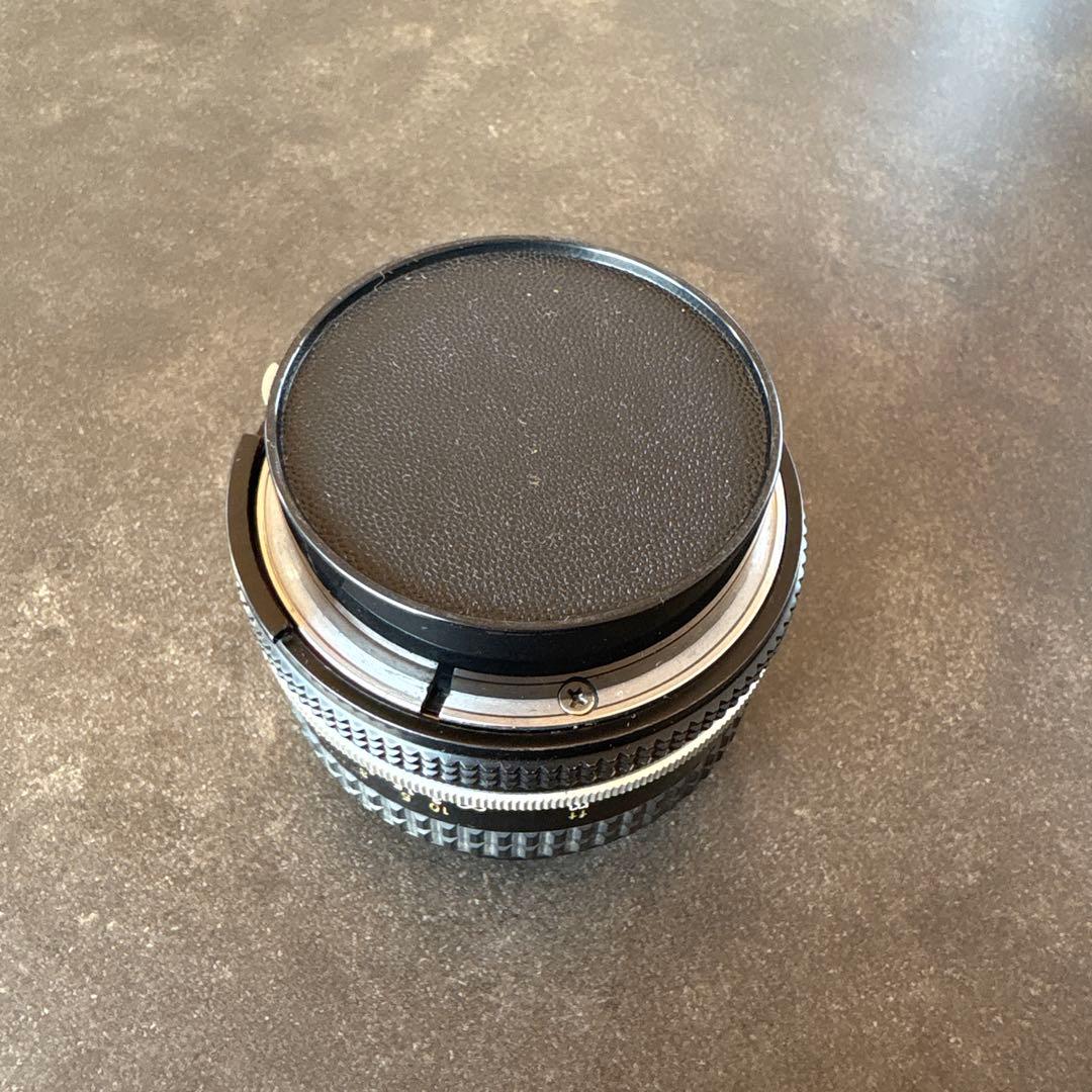 ニコンAi Nikkor 20mm F3.5広角レンズ