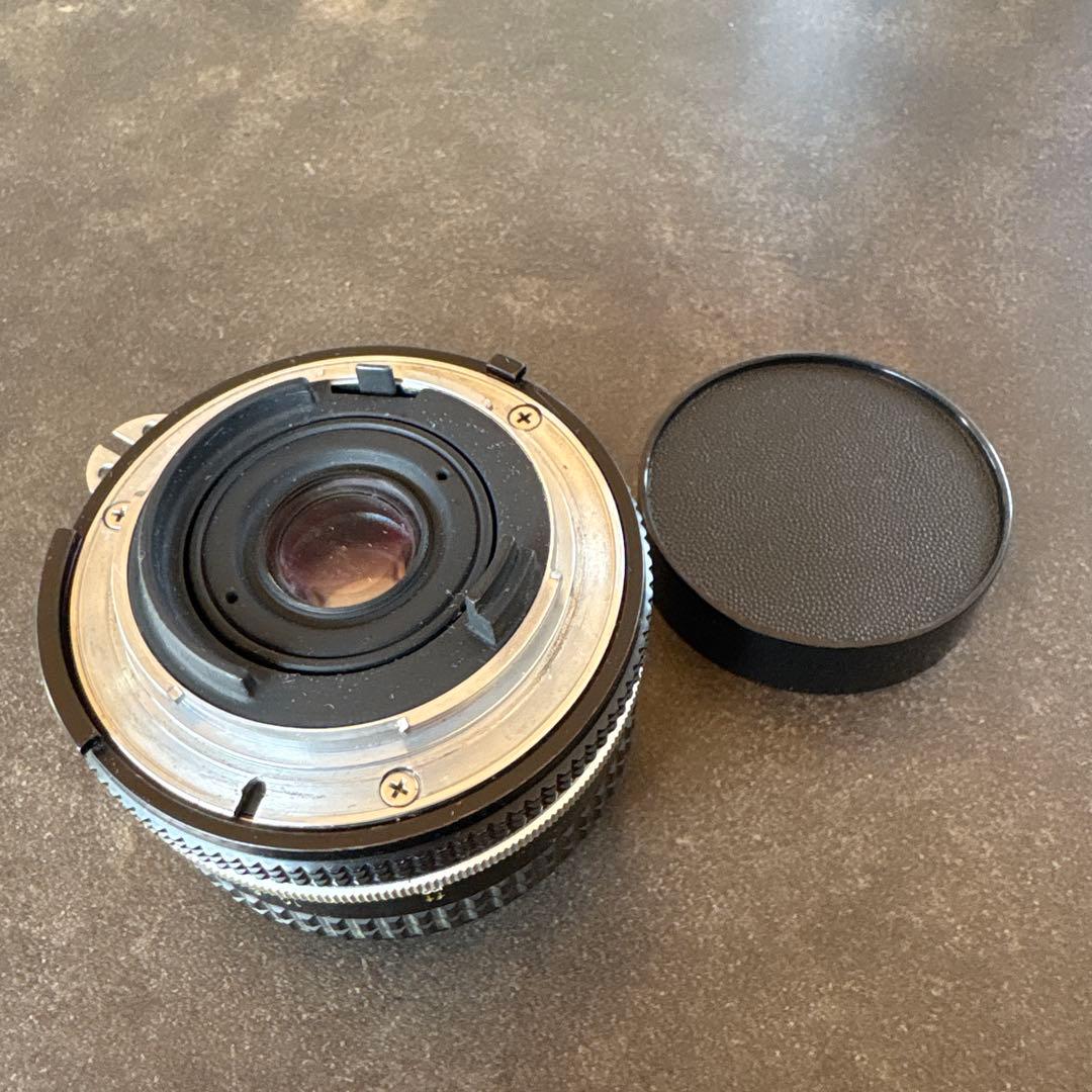 ニコンAi Nikkor 20mm F3.5広角レンズ