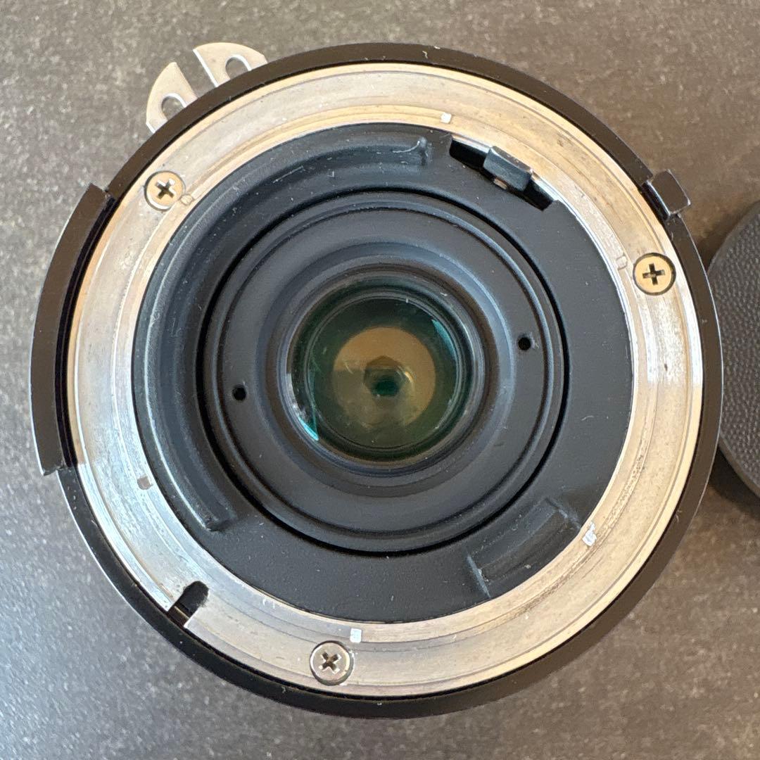 ニコンAi Nikkor 20mm F3.5広角レンズ