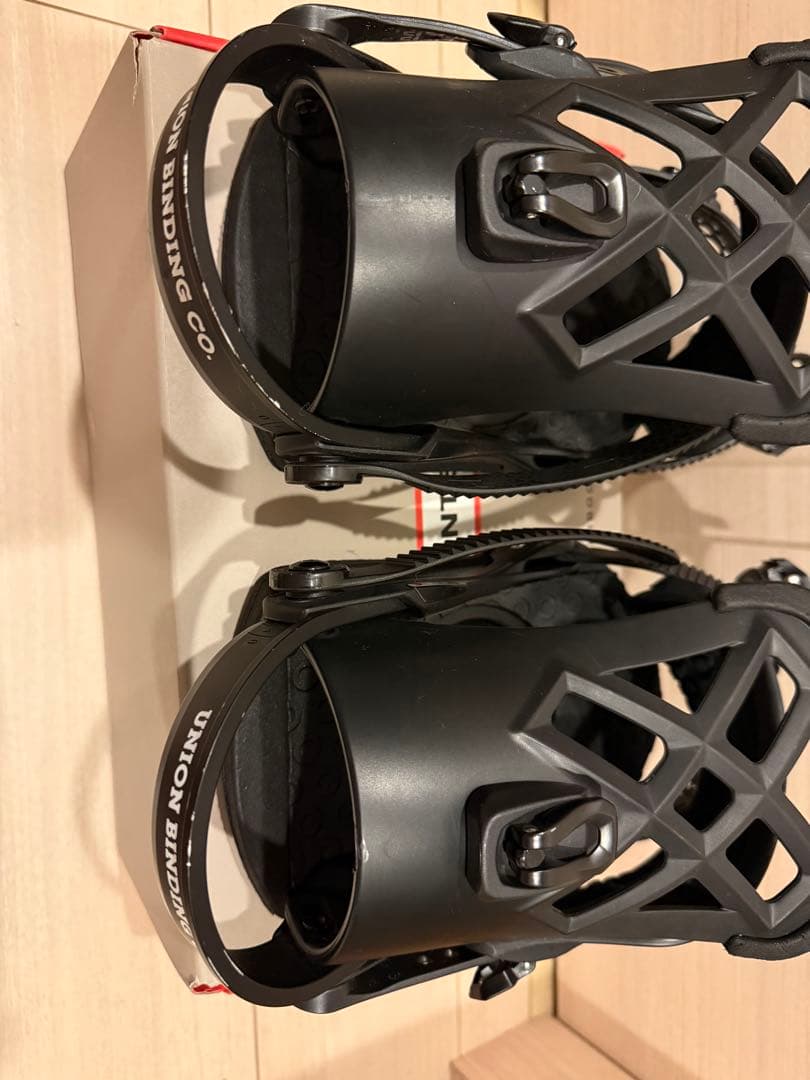 UNION Milan スノーボードビンディング ブラック Sサイズ