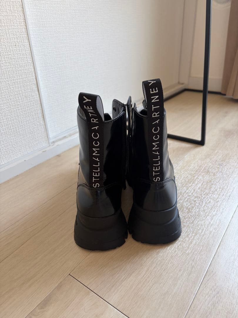 美品　スタイルアップ　ステラマッカートニー ブーツ　厚底　Vibram 24