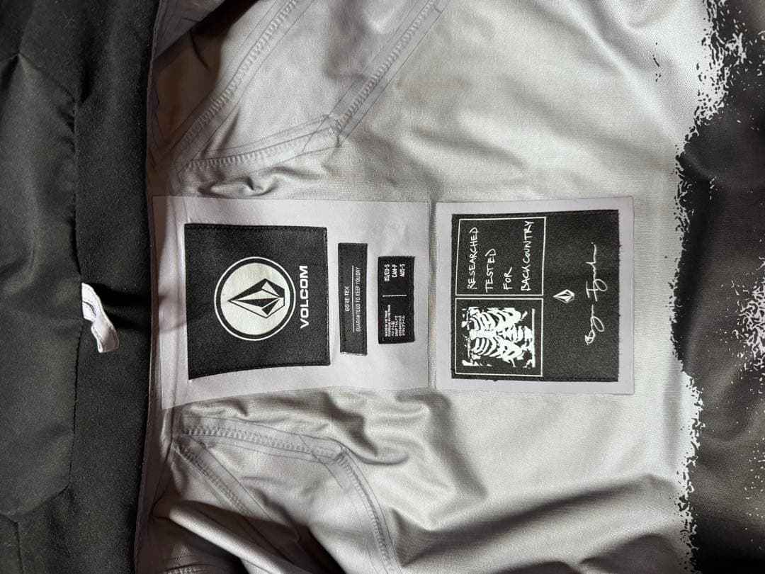 スノーボード volcom guch jacket size s