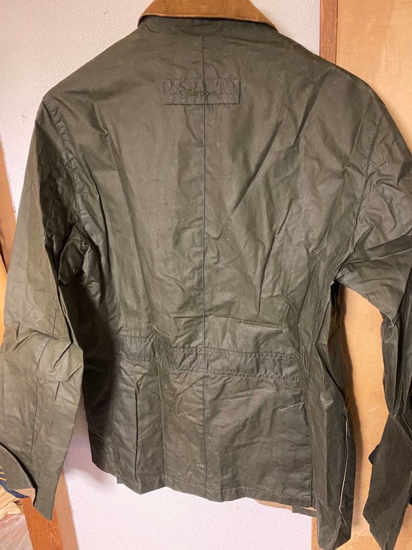 Barbour 4OZ 軽量オリーブグリーンジャケット