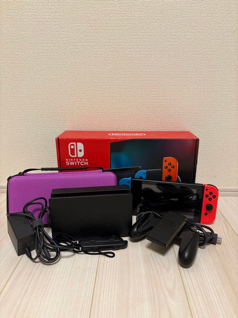 Nintendo Switch 本体 未使用ケース付