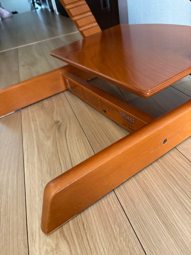 ストッケ トリップトラップ チェリー 新型 シリアルナンバー有り