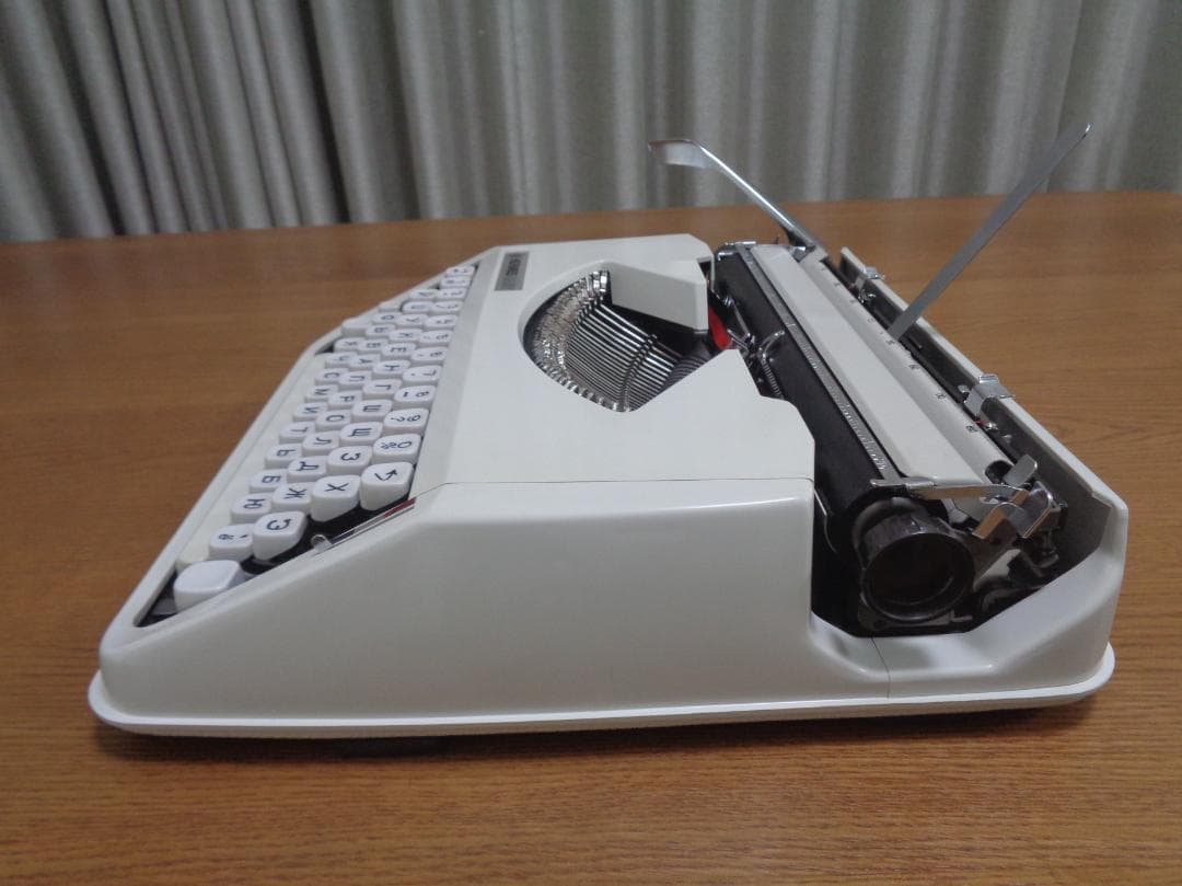 完動品　HERMES baby エルメスベイビータイプライター ロシア語