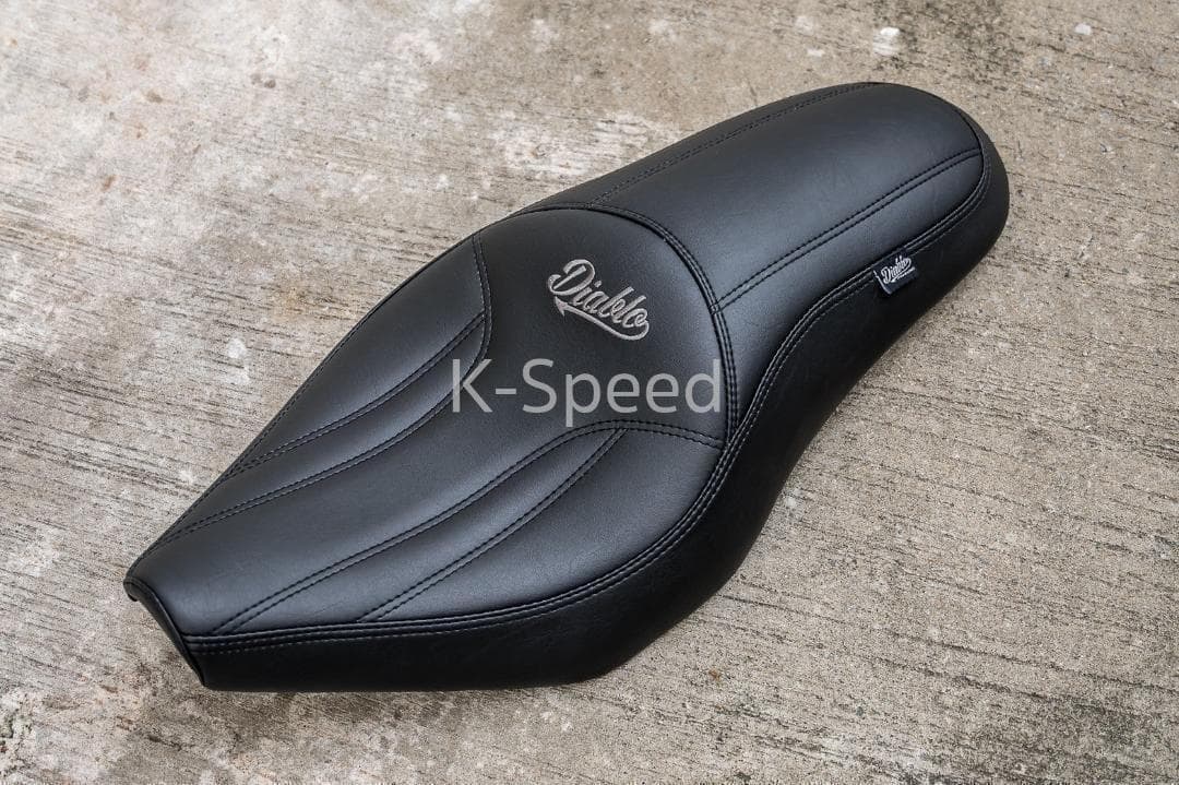 セール中　ディアブロ製新商品　レブル　ダッブルシート　RB0165