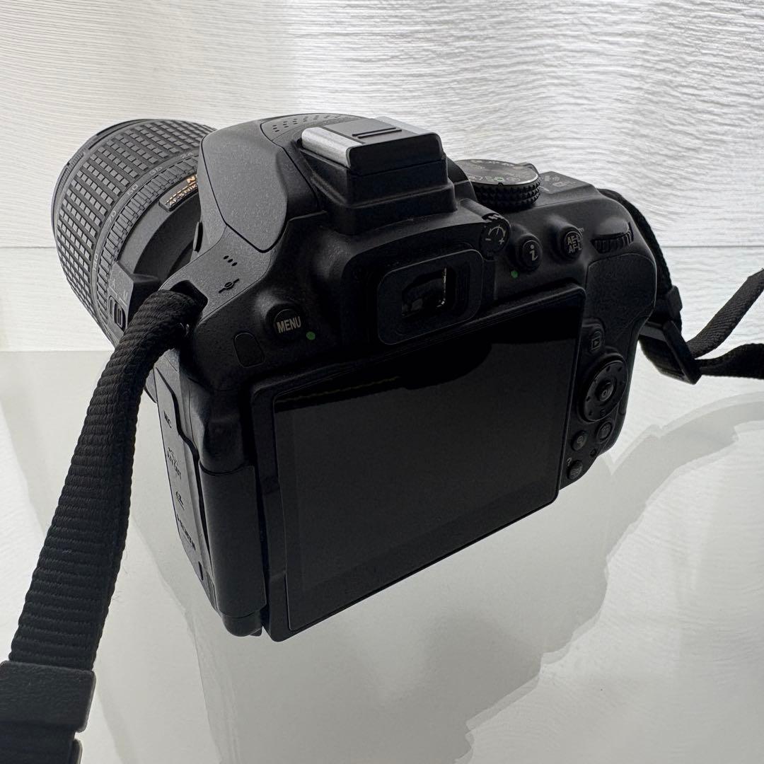 (12/9限定値下げ)Nikon D5300 18-140mm VRレンズキット