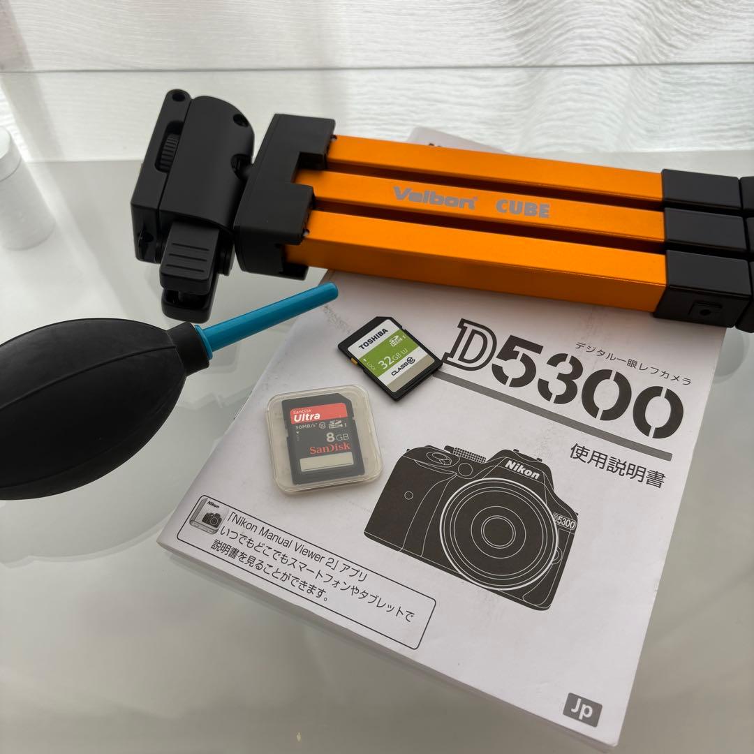 (12/9限定値下げ)Nikon D5300 18-140mm VRレンズキット
