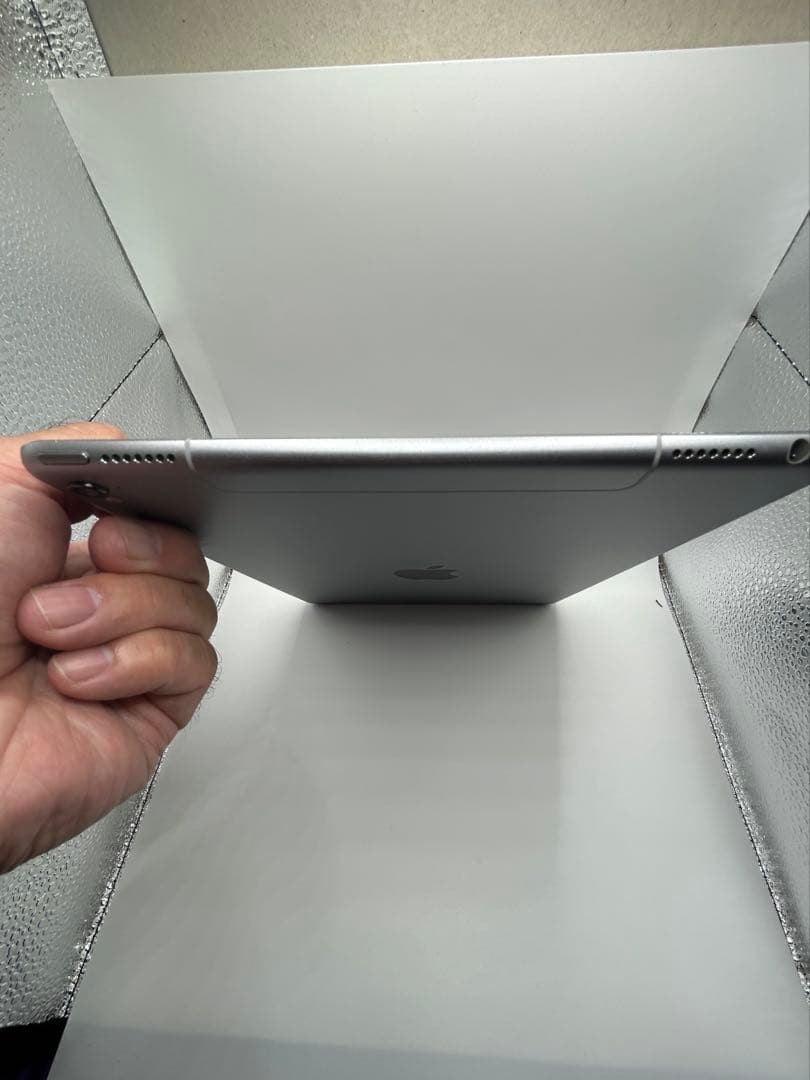 iPadpro 9.7 32GB SIMフリー　サードパーティペン付き