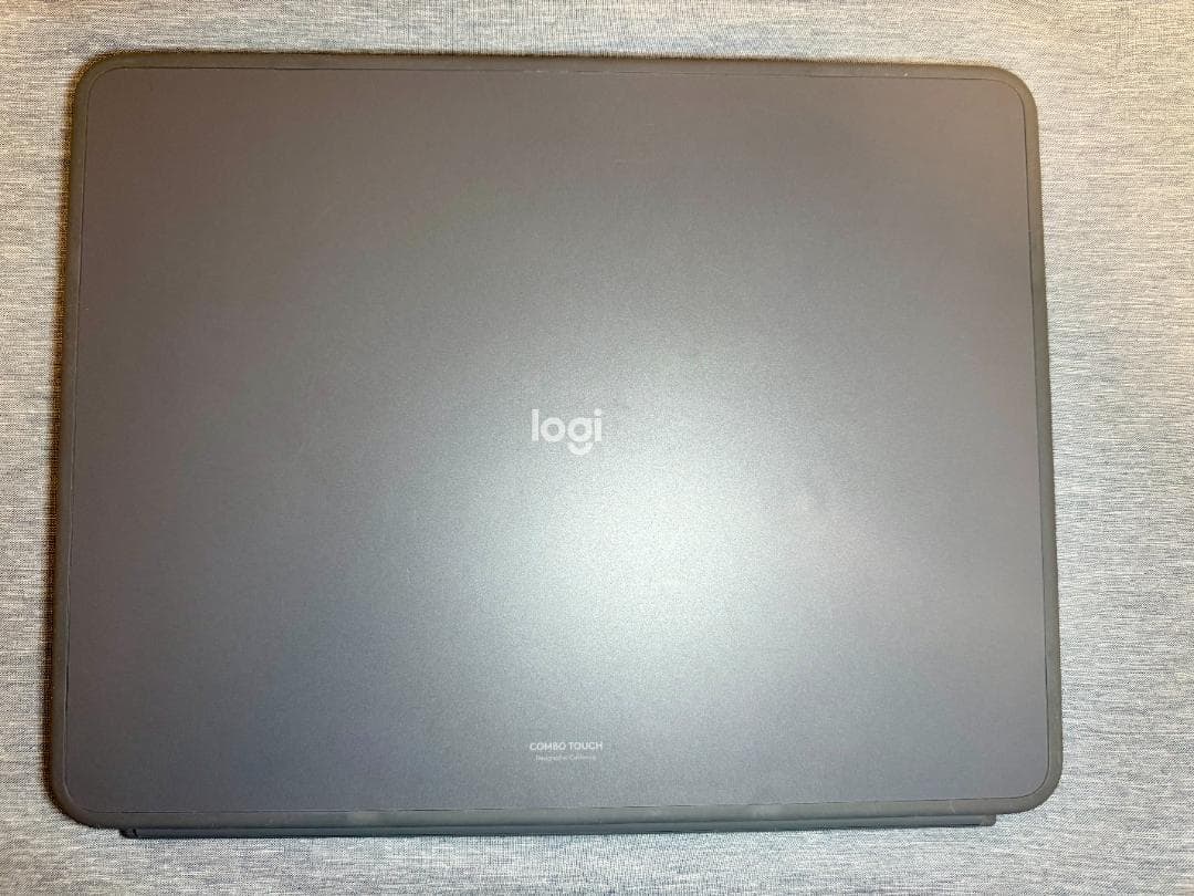 Combo Touch for iPad Air 13インチ（M2 & M3）