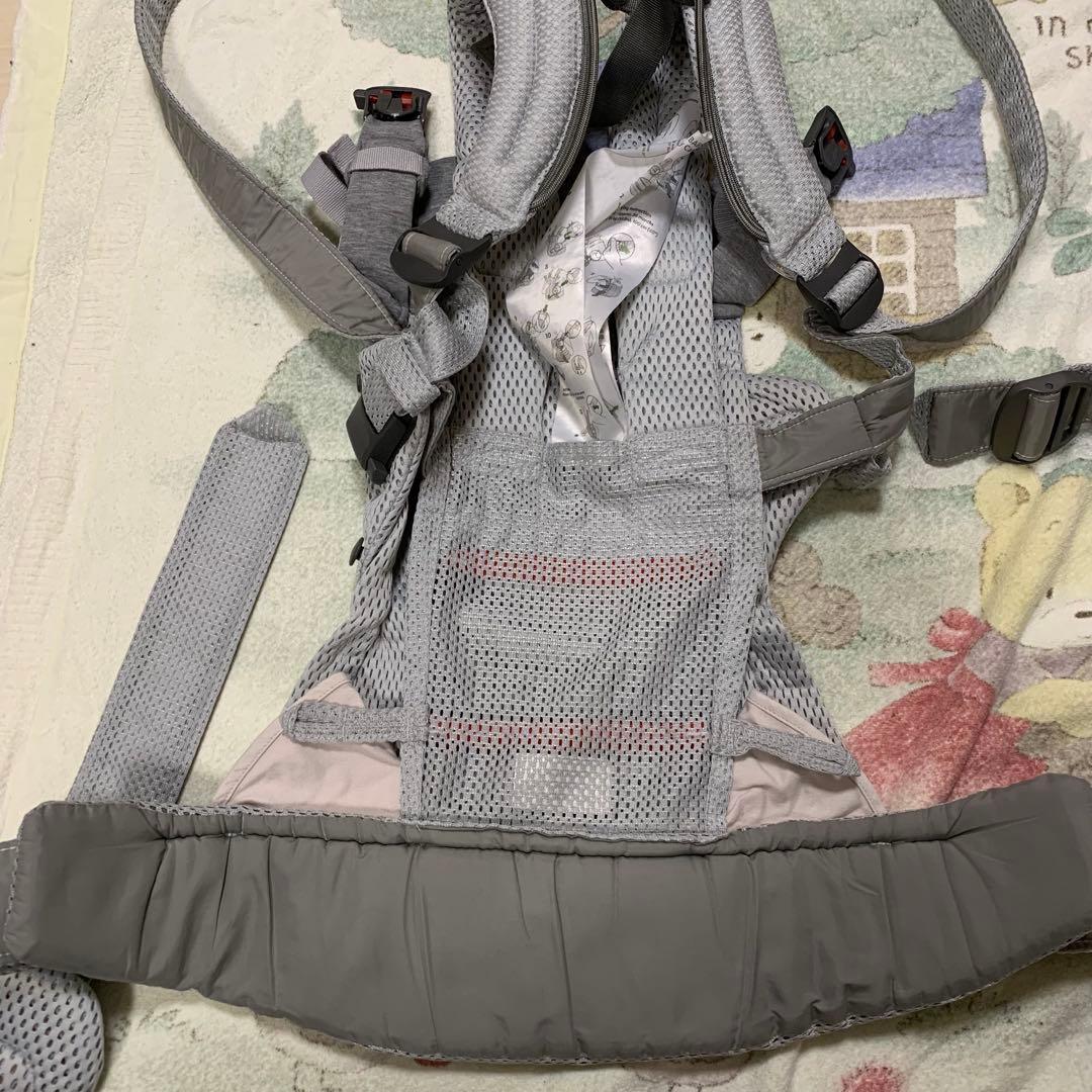 ベビービョルン ハーモニー シルバー 抱っこ紐　赤ちゃん　新生児