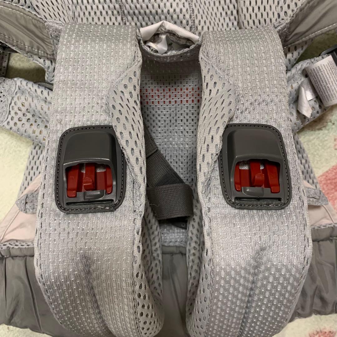 ベビービョルン ハーモニー シルバー 抱っこ紐　赤ちゃん　新生児