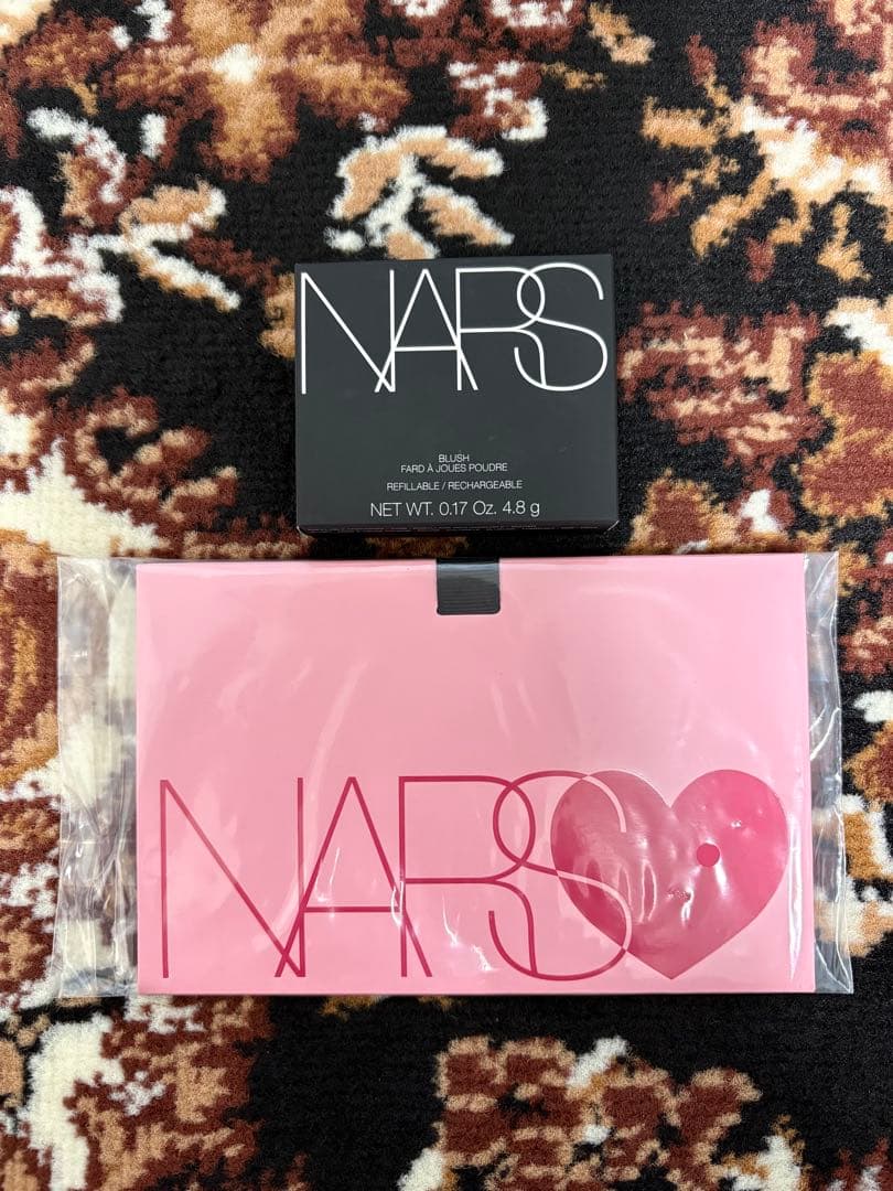 NARS　ナーズ　ブラッシュN906 限定　loves me not 限定色
