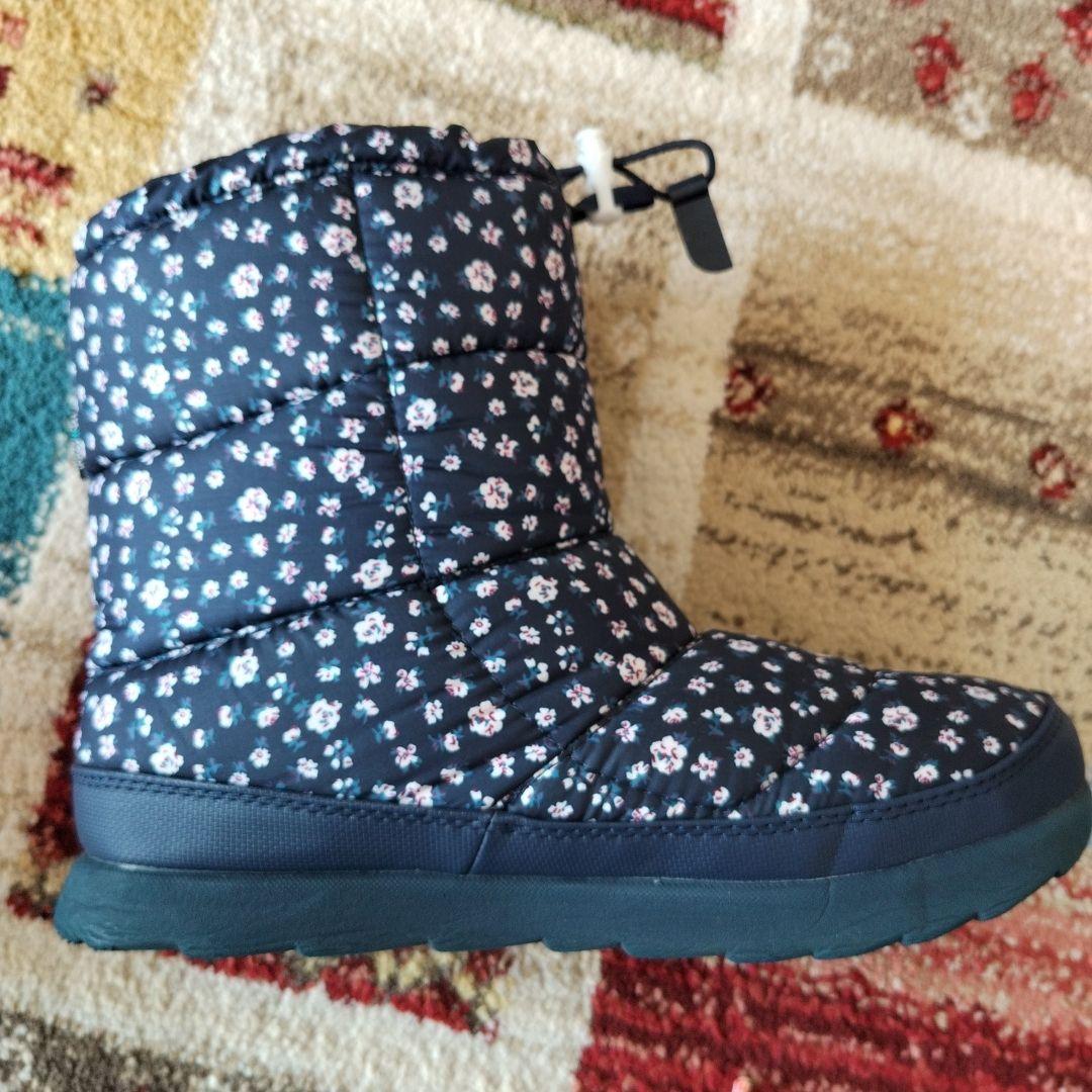 ノースフェイス ダウンブーツ 25㎝ 花柄ネイビー
