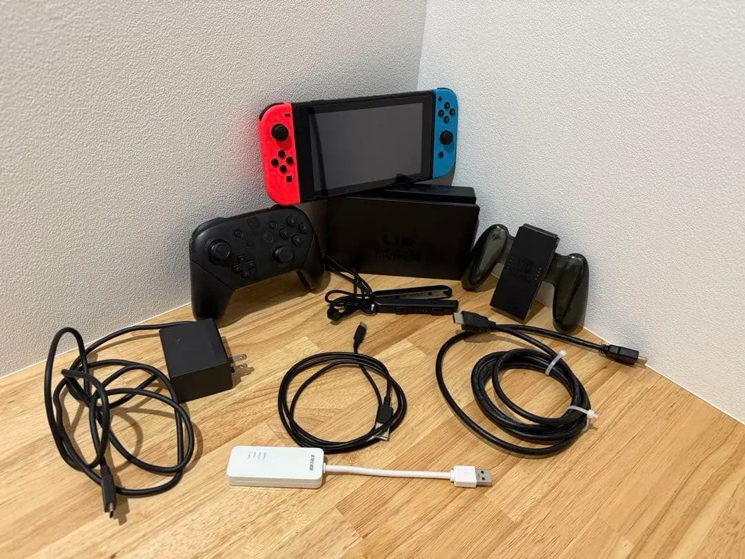 Switch 本体 ※プロコン・SDカード付き