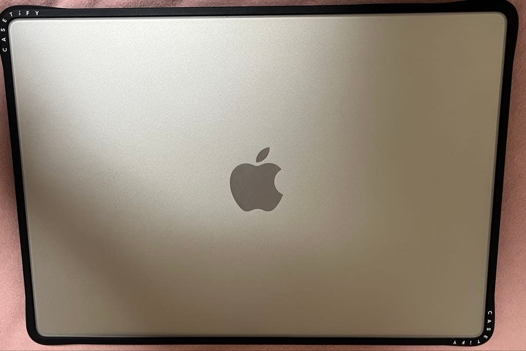 極美品 MacBook Air M2 15インチ 16GB 256スターライト