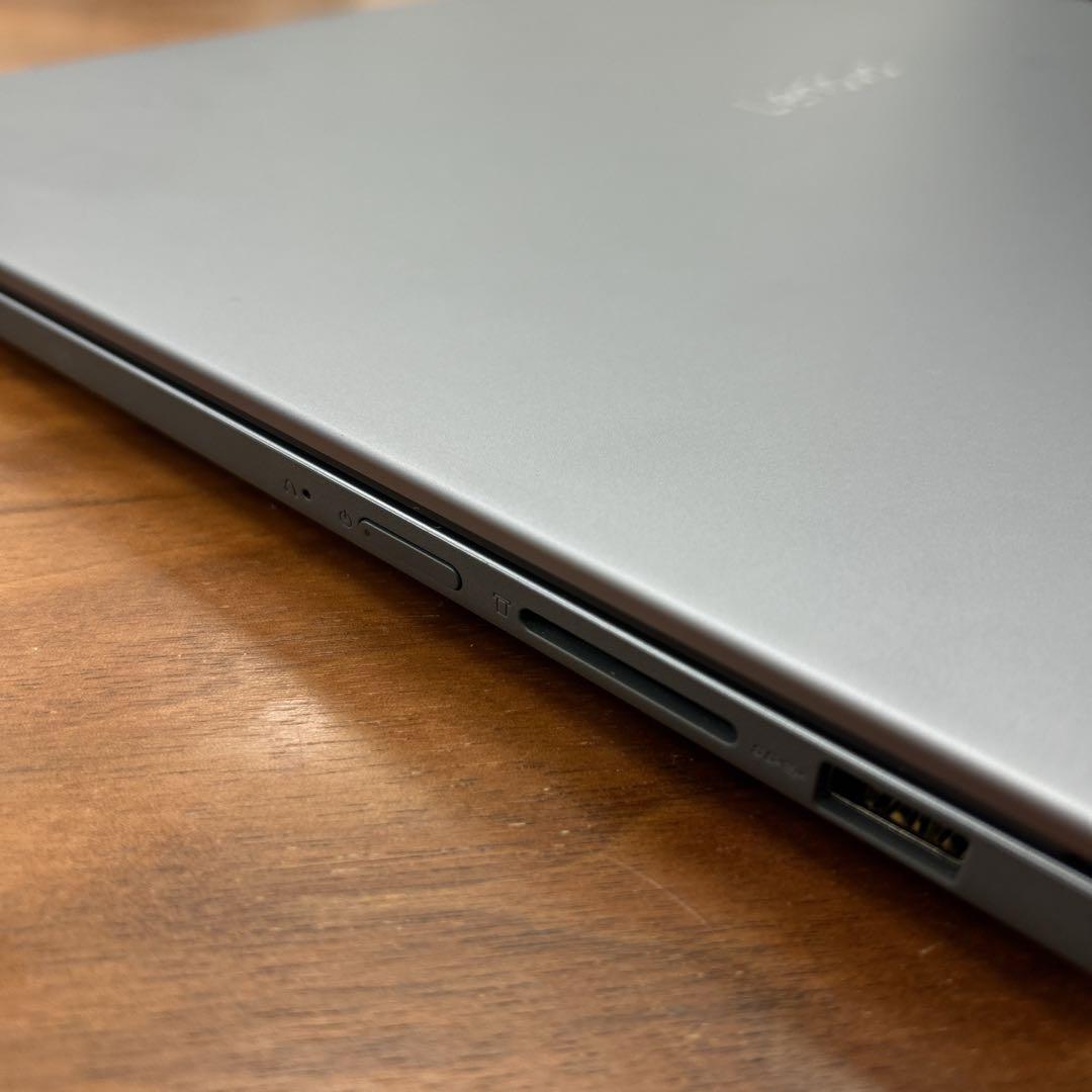 【美品】Lenovo IdeaPad Slim 3i Gen 10
