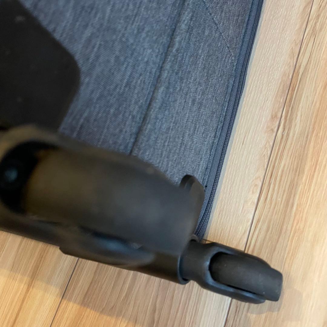 無印良品 半分の厚みで収納できるソフトキャリー ケース　グレー　S 美品　畳める