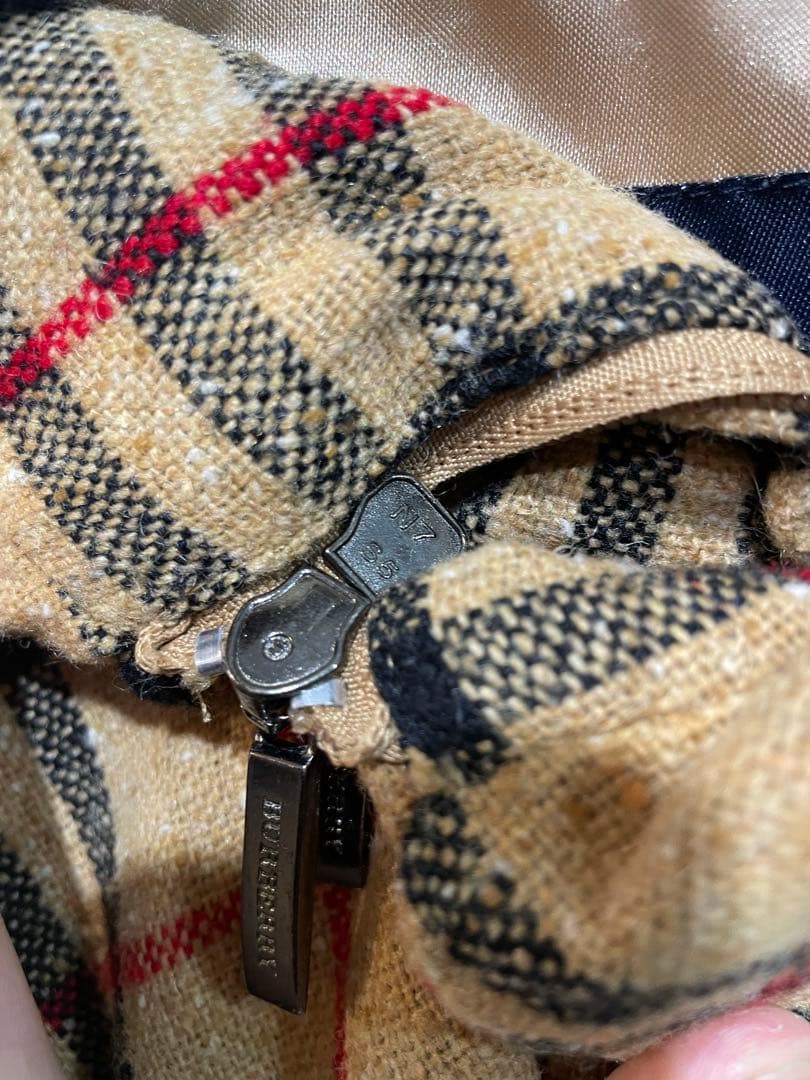 Burberry スウィングトップ