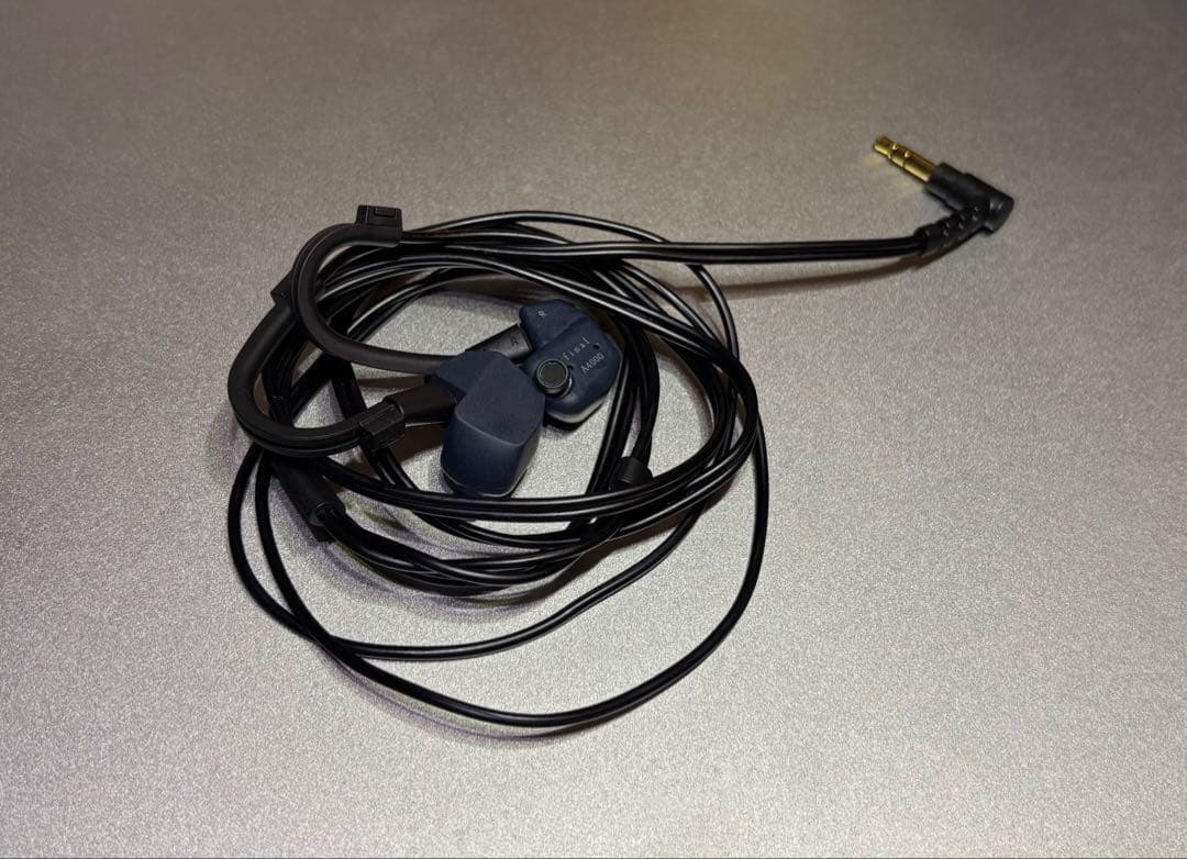 final A4000 箱、ケースなし