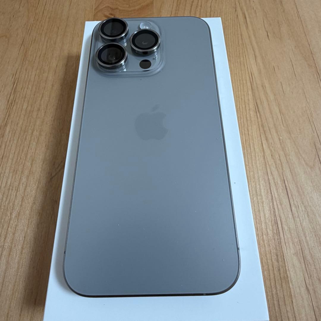 【超美品】Apple iPhone 15Pro ナチュラルチタニウム 128GB