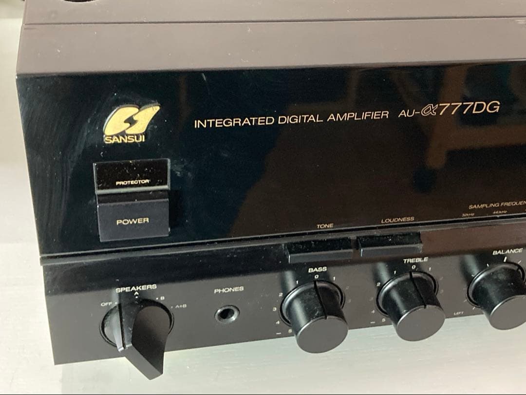SANSUI AU-α777DG プリメインアンプ　ヴィンテージ　＊通電確認のみ