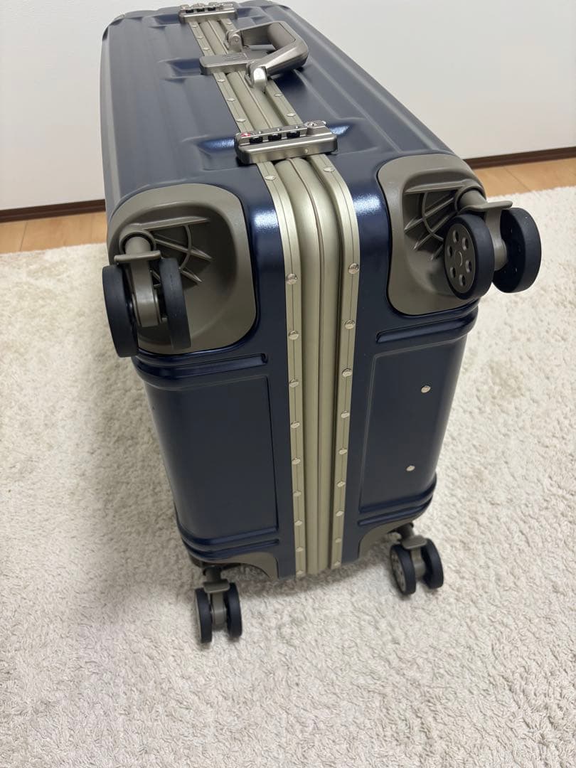 【新品未使用】レジェンドウォーカー キャリーケース ネイビー Lサイズ